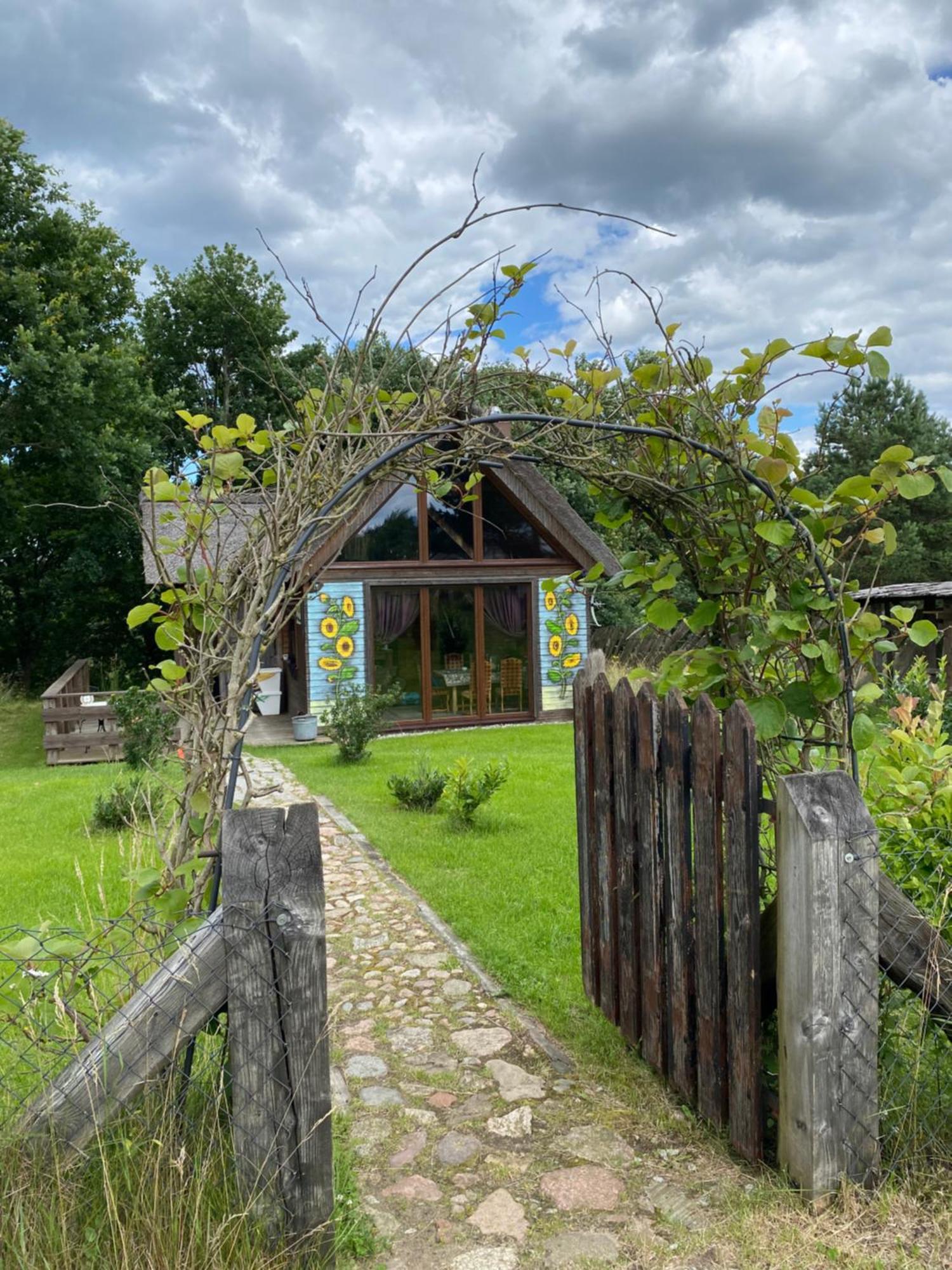 Ptasia Osada Gardna Wielka Buitenkant foto